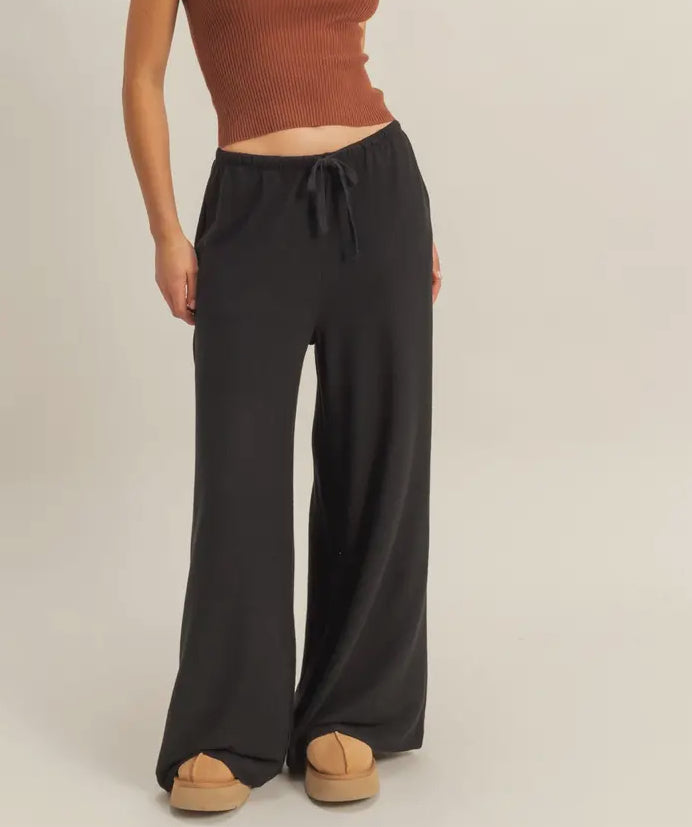 Wide Leg Sweatpant